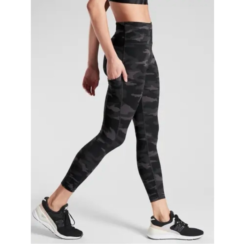 Athleta Ultimate Stasher Leggings